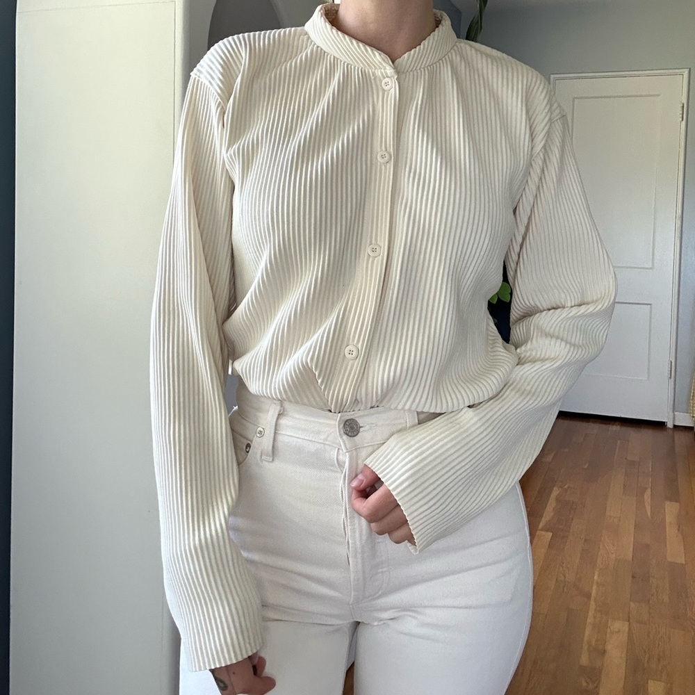 Vintage long sleeve button up shirt size small